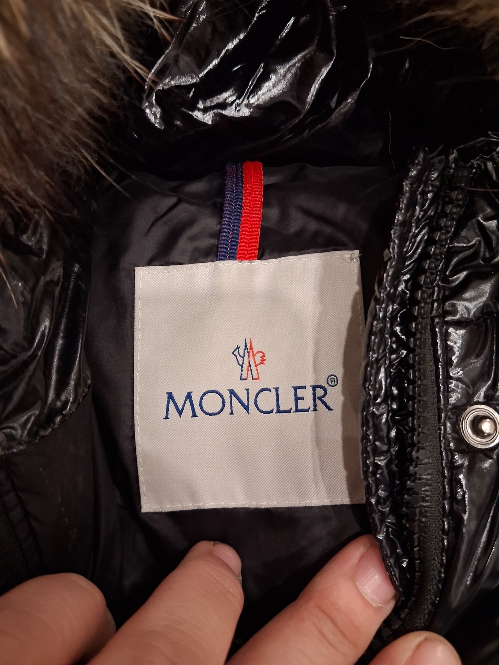 Moncler Puffer Jacket - Picture 3 of 17